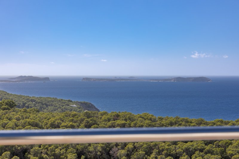 Moderne Villa mit Vermietungslizenz und Sonnenuntergangsblick - 1