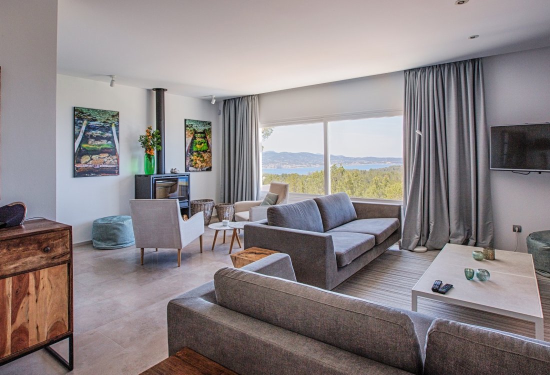 Modern villa with rental licence and breathtaking sea and sunset views - 4