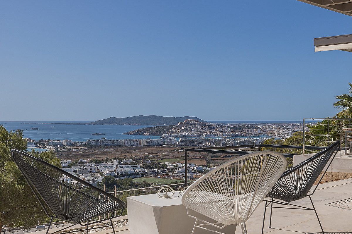 Villa mediterránea con vistas panorámicas al mar en Can Rimbau - 5