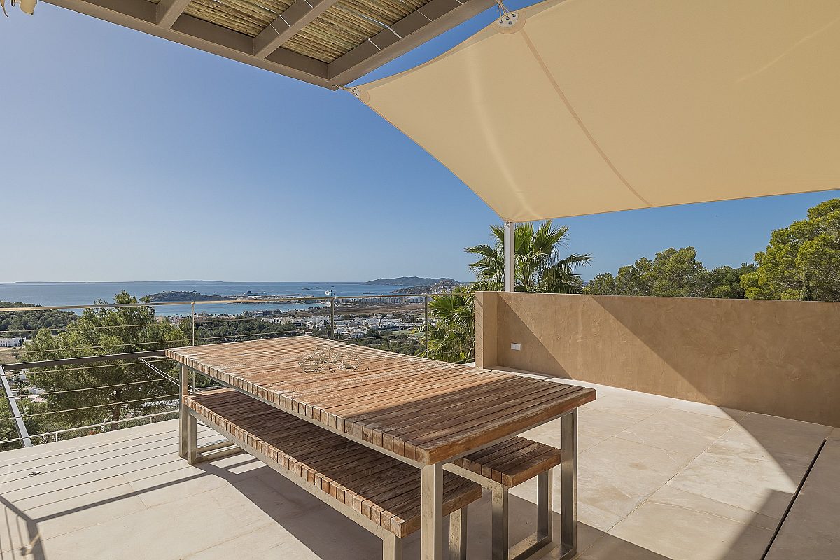 Villa mediterránea con vistas panorámicas al mar en Can Rimbau - 35
