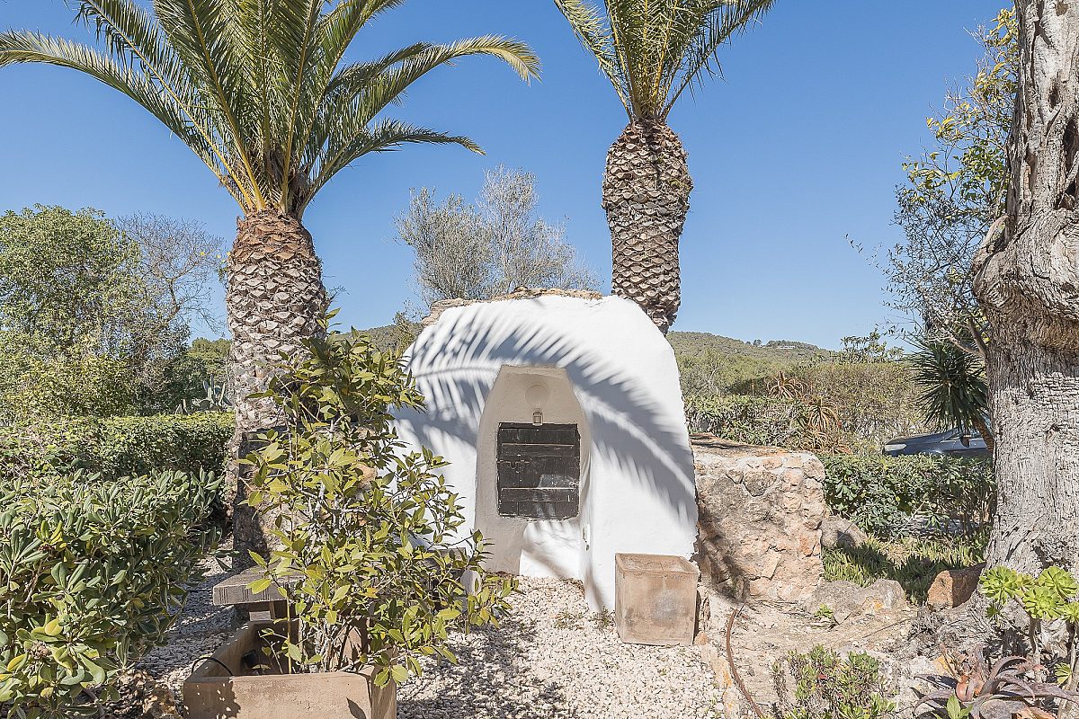 Finca tradicional con jardín de ensueño - 22