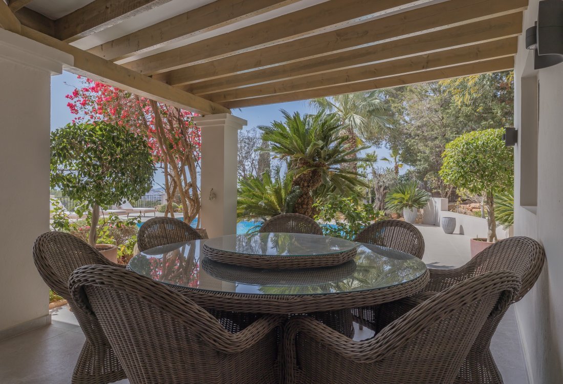 Stylish villa with beautiful sea views in gated urbanisation - 20