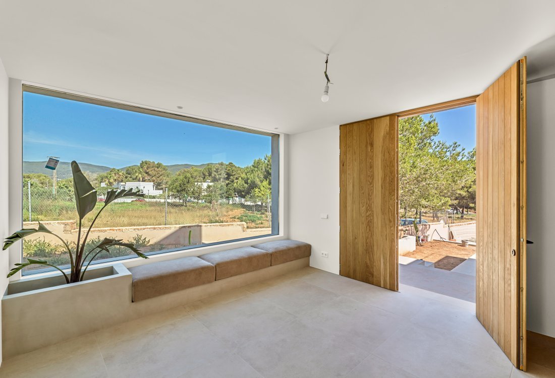 Spectacular newly built villa close to the sea - 9
