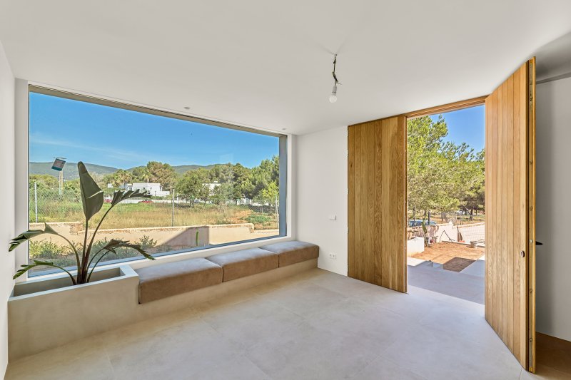 Spectacular newly built villa close to the sea - 3