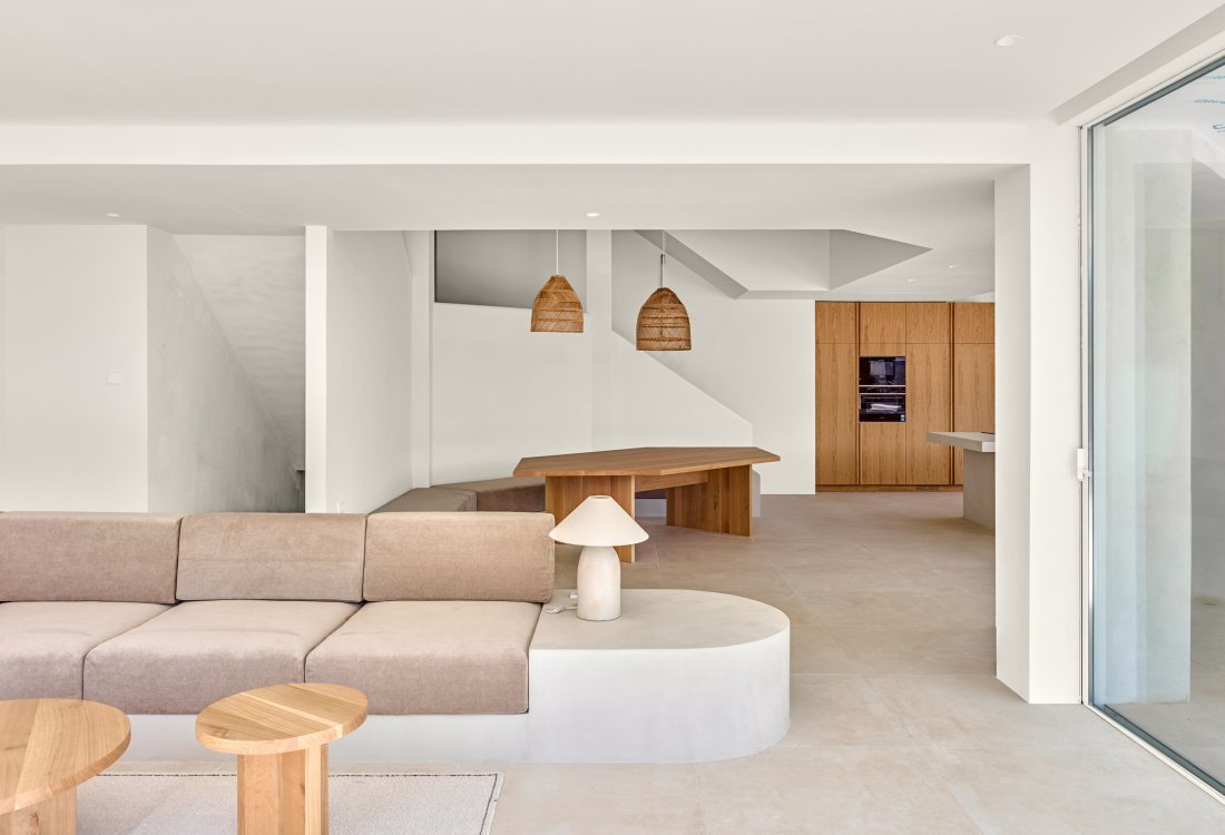 Spectacular newly built villa close to the sea - 3