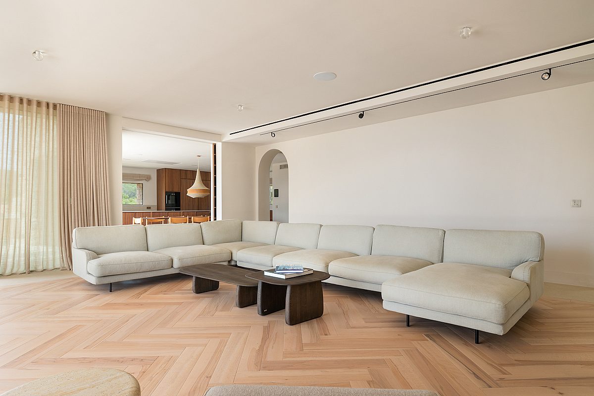 Impresionante villa de nueva construcción en la costa oeste de Ibiza - 18