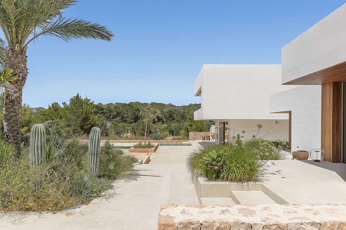 Impresionante villa de nueva construcción en la costa oeste de Ibiza - 30