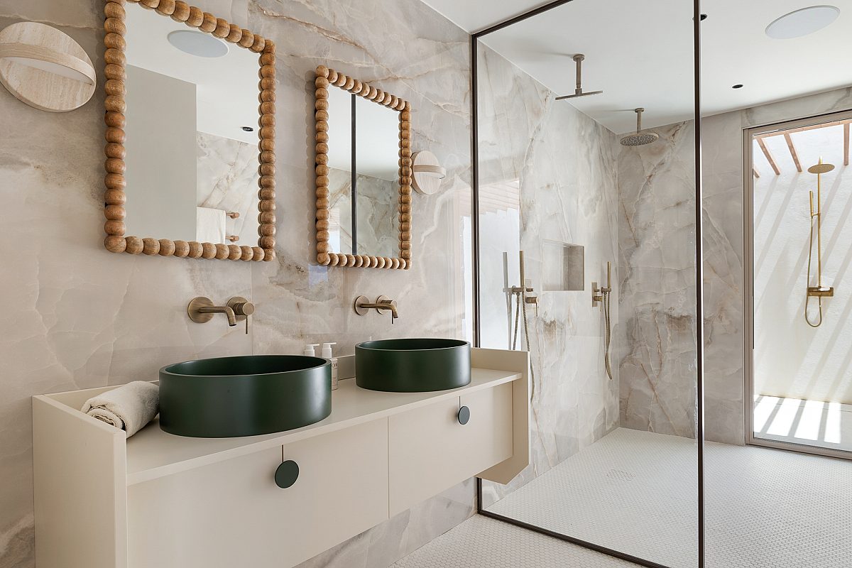 Impresionante villa de nueva construcción en la costa oeste de Ibiza - 10