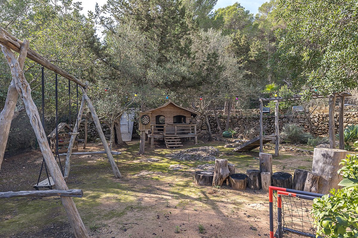 Exclusiva finca reformada con máxima privacidad - 30