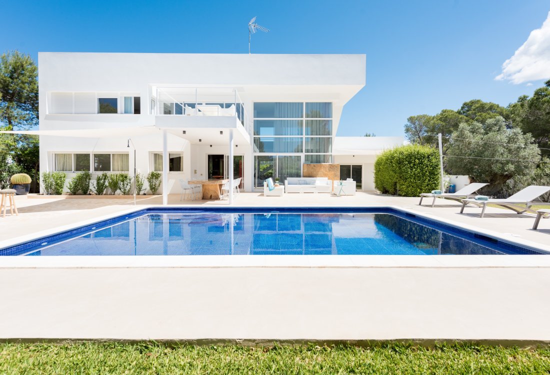 Moderne Villa mit turistischer Vermietlizenz - 2