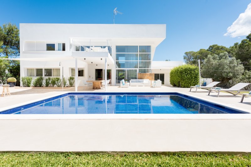 Villa moderna con licencia de alquiler turístico - 2