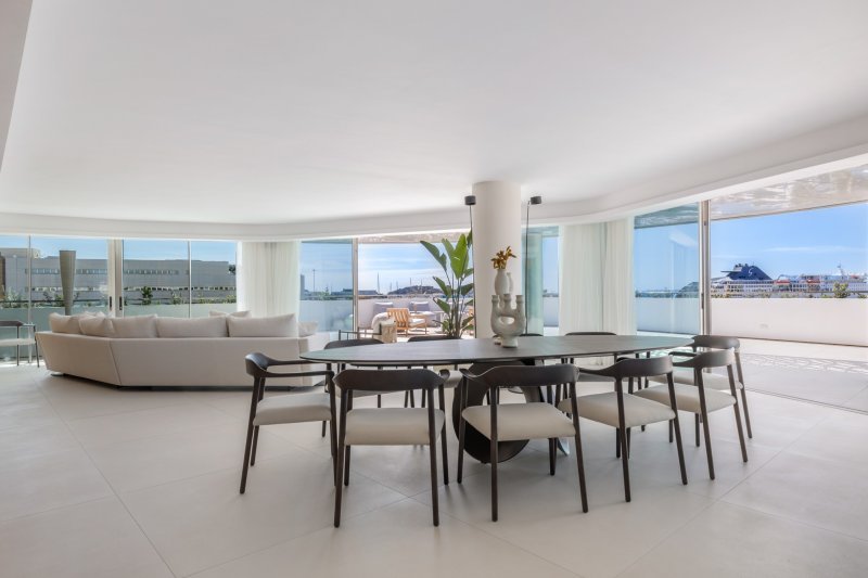 Lujoso piso de nueva construcción en primera línea del puerto - 4