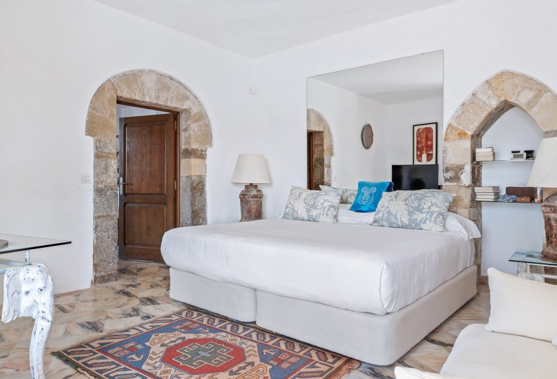 Exklusive Wohnung mit großer Terrasse in Dalt Vila - 9