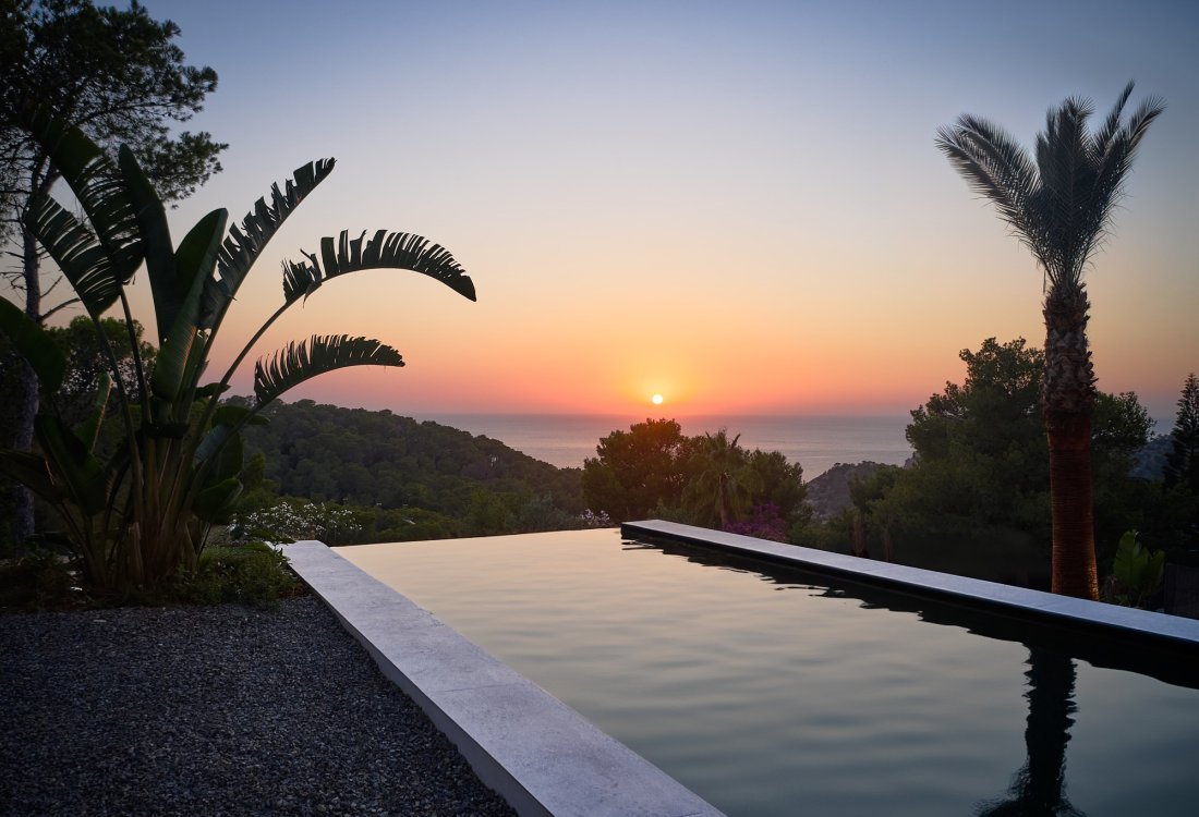 New build villa with waterfall pool and sunset views - 1