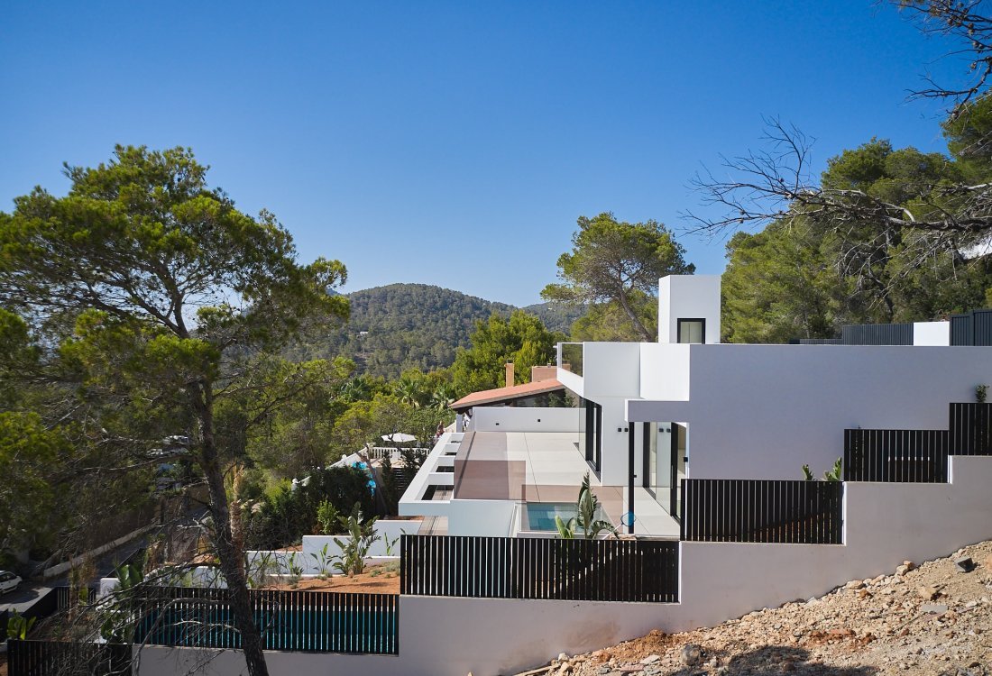 New build villa with waterfall pool and sunset views - 17