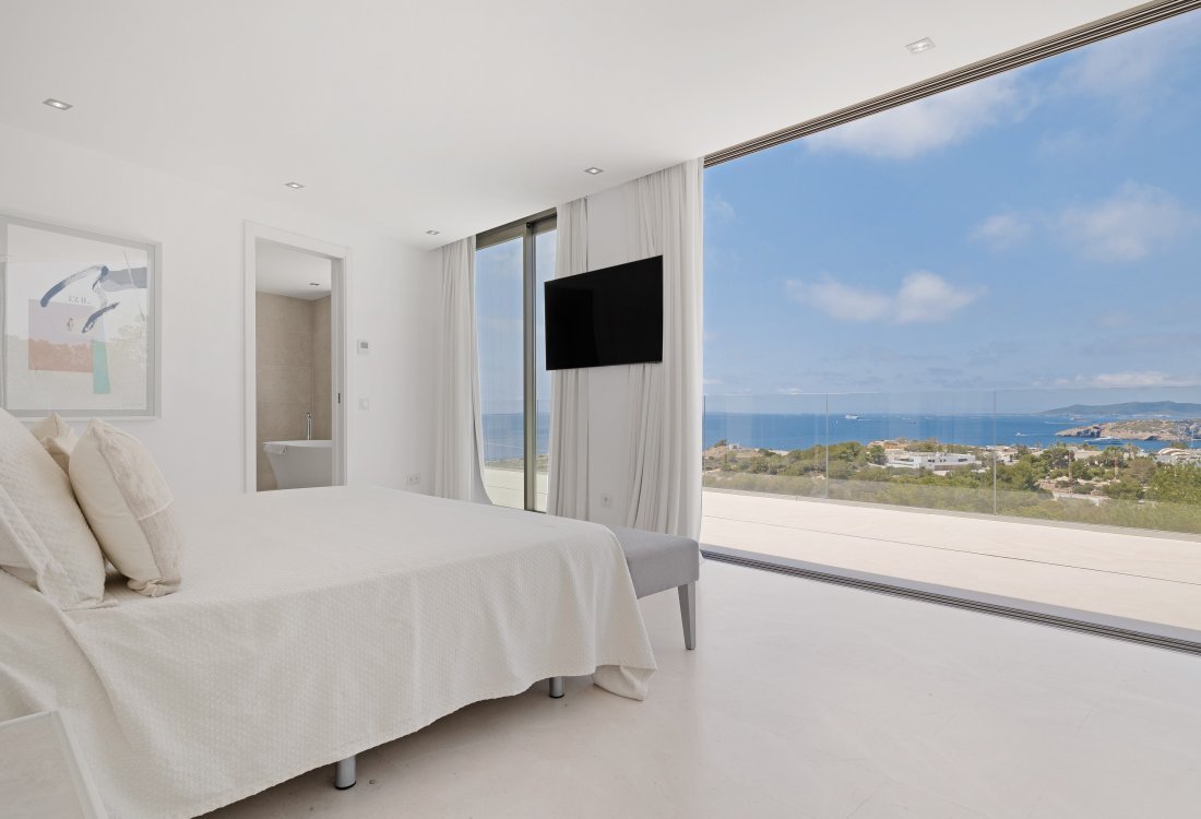 Moderne Villa mit atemberaubendem Meerblick - 17