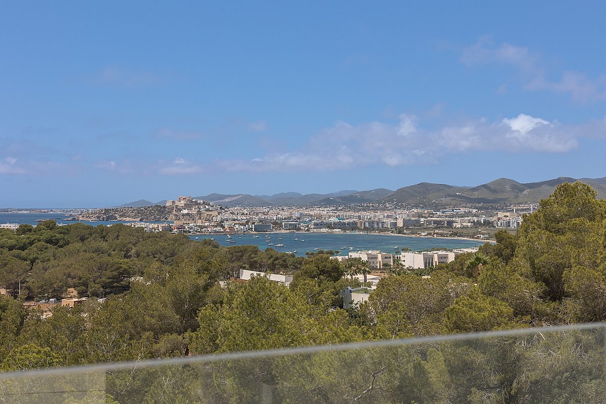 Moderne Villa mit atemberaubendem Meerblick - 2