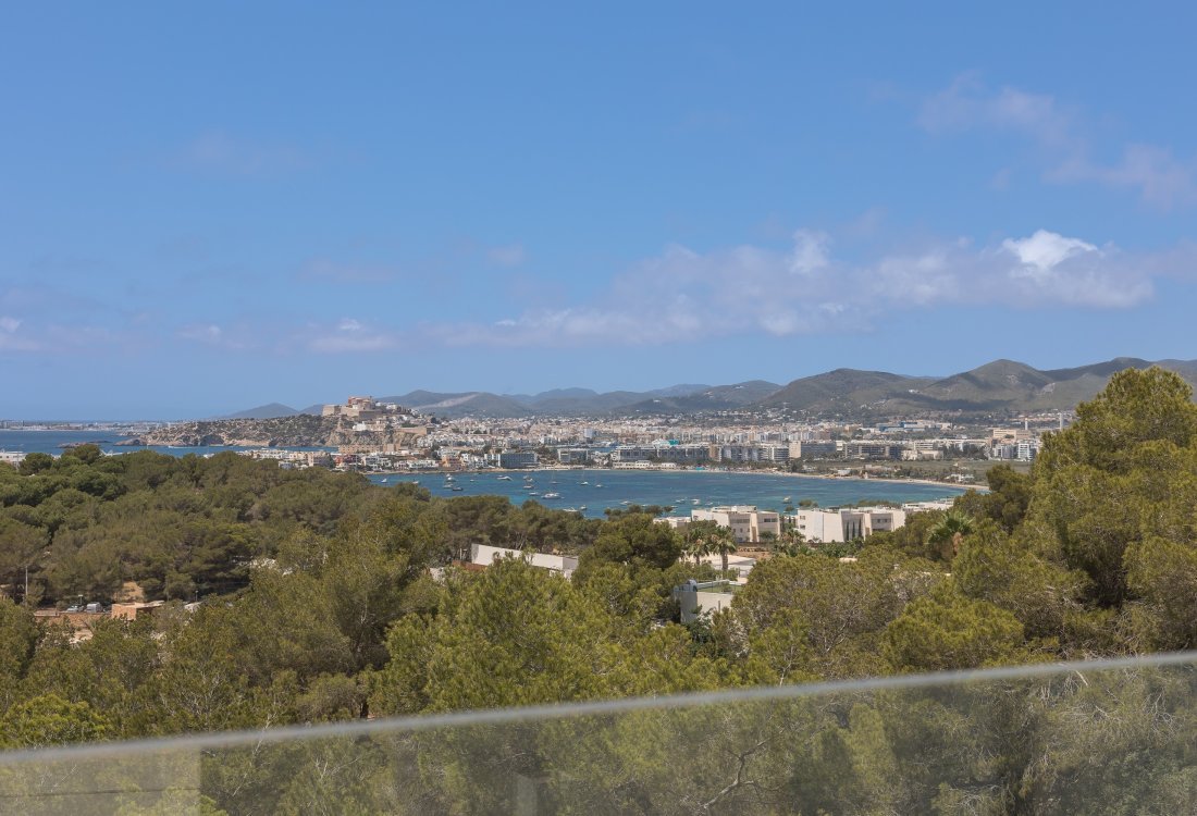 Moderne Villa mit atemberaubendem Meerblick - 2