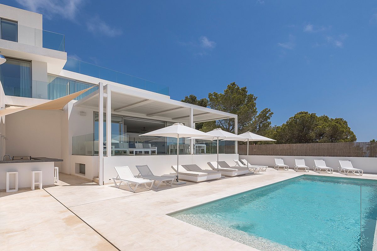 Moderne Villa mit atemberaubendem Meerblick - 27
