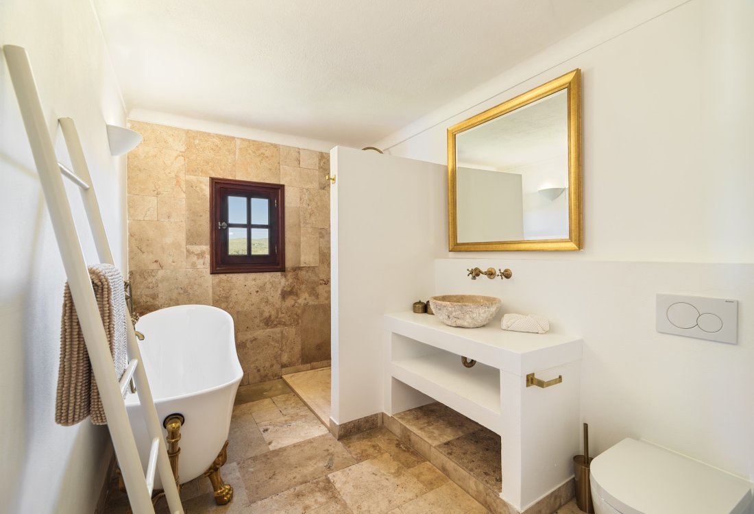 Geräumige Villa mit Vermietlizenz - 25