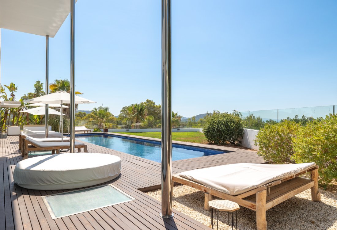 Luxuriöse Villa mit Vermietungslizenz und beeindruckendem Meerblick - 11