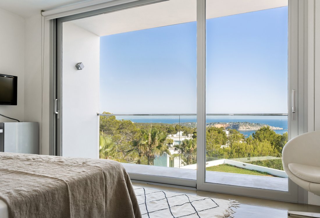 Luxuriöse Villa mit Vermietungslizenz und beeindruckendem Meerblick - 8