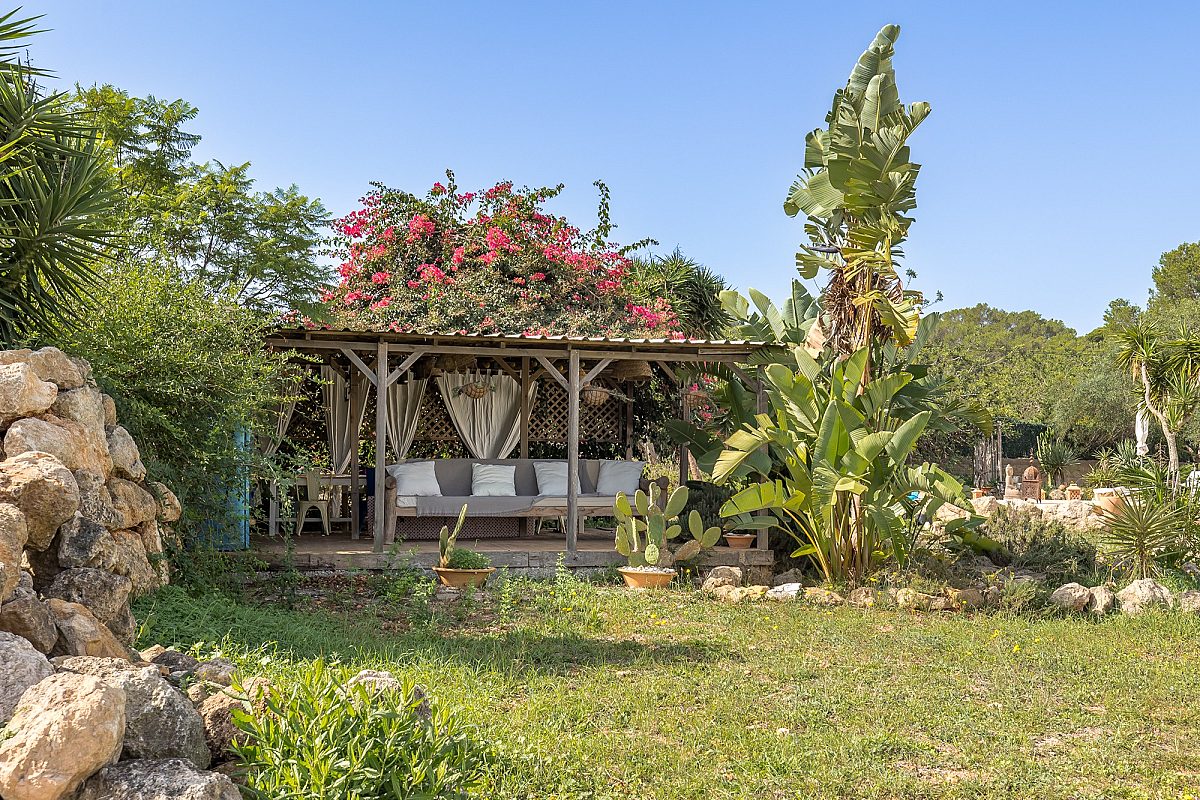 Finca con licencia turística y vistas abiertas - 5
