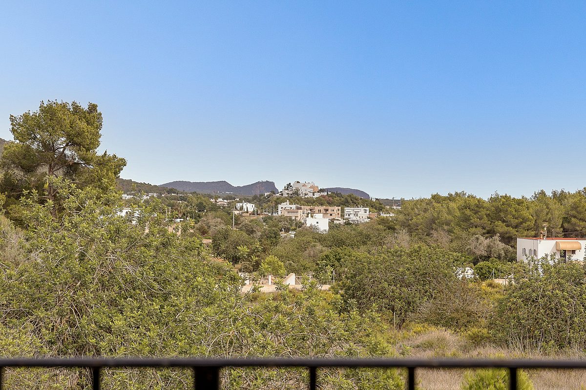 Finca con licencia turística y vistas abiertas - 6