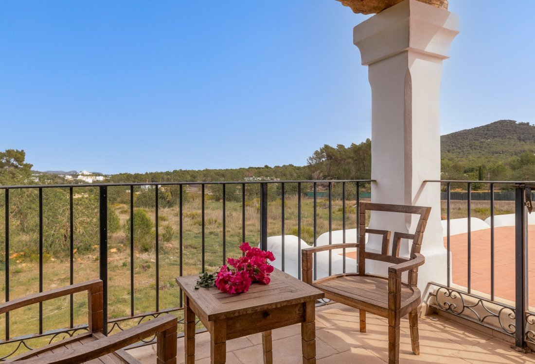 Finca mit Vermietungslizenz und offenem Blick - 13