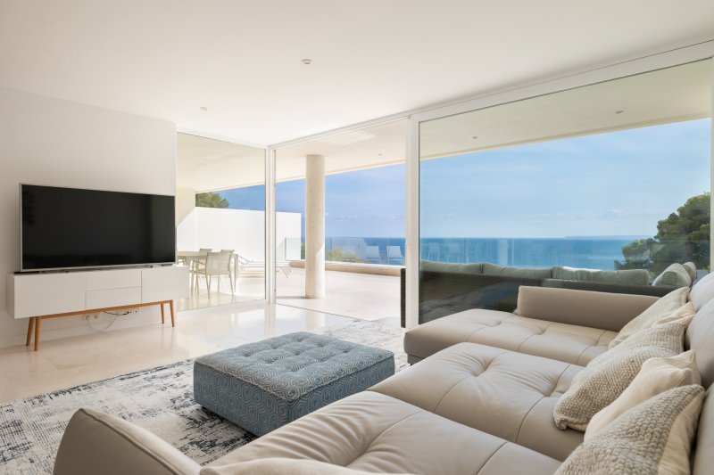 Exclusive apartment with panoramic views and style - 2