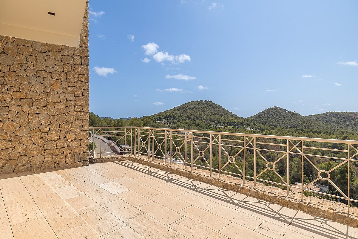 Mediterranes Anwesen mit atemberaubendem Blick - 23