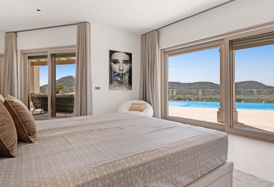 Mediterranean mansion with breathtaking views - 11
