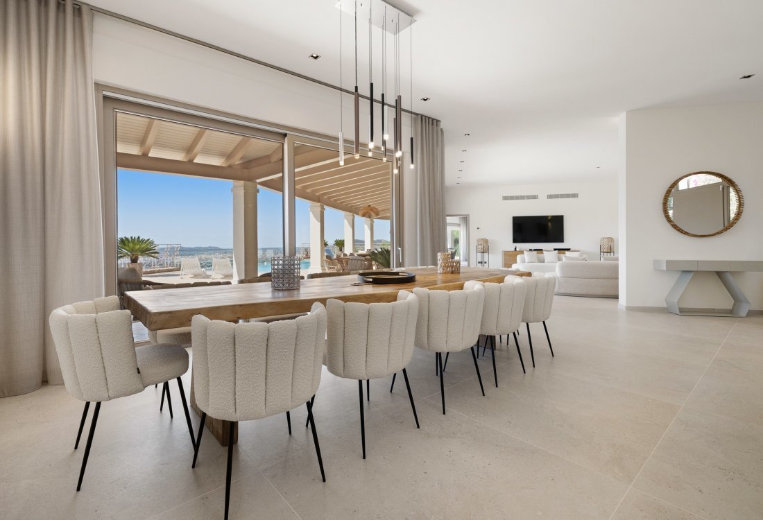 Mediterranean mansion with breathtaking views - 10