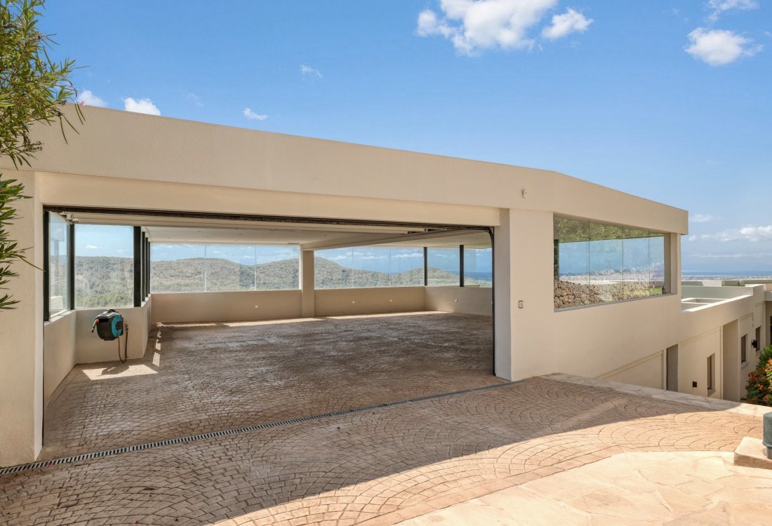 Mediterranean mansion with breathtaking views - 29