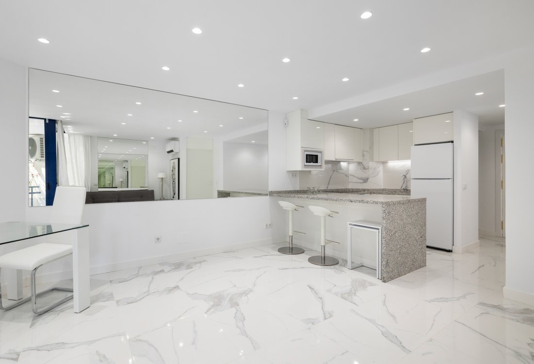 Elegante apartamento en planta baja en Marina Botafoch - 6