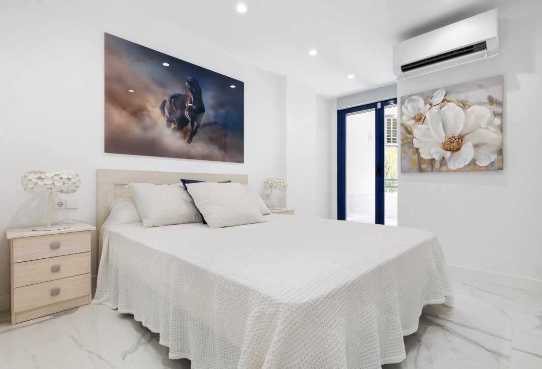 Elegante apartamento en planta baja en Marina Botafoch - 2