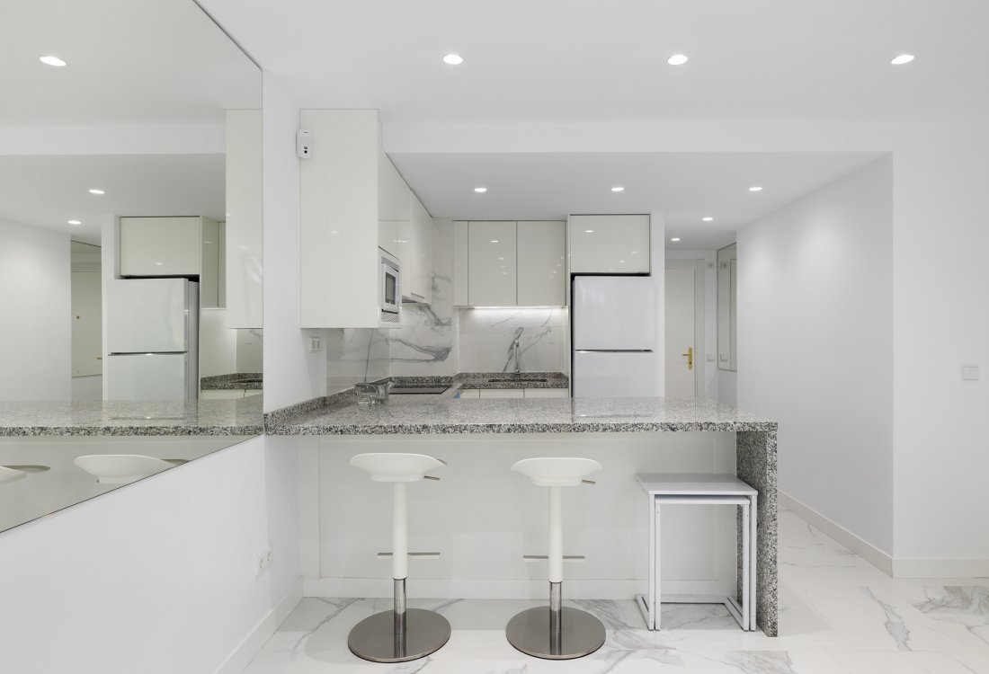 Elegante apartamento en planta baja en Marina Botafoch - 3