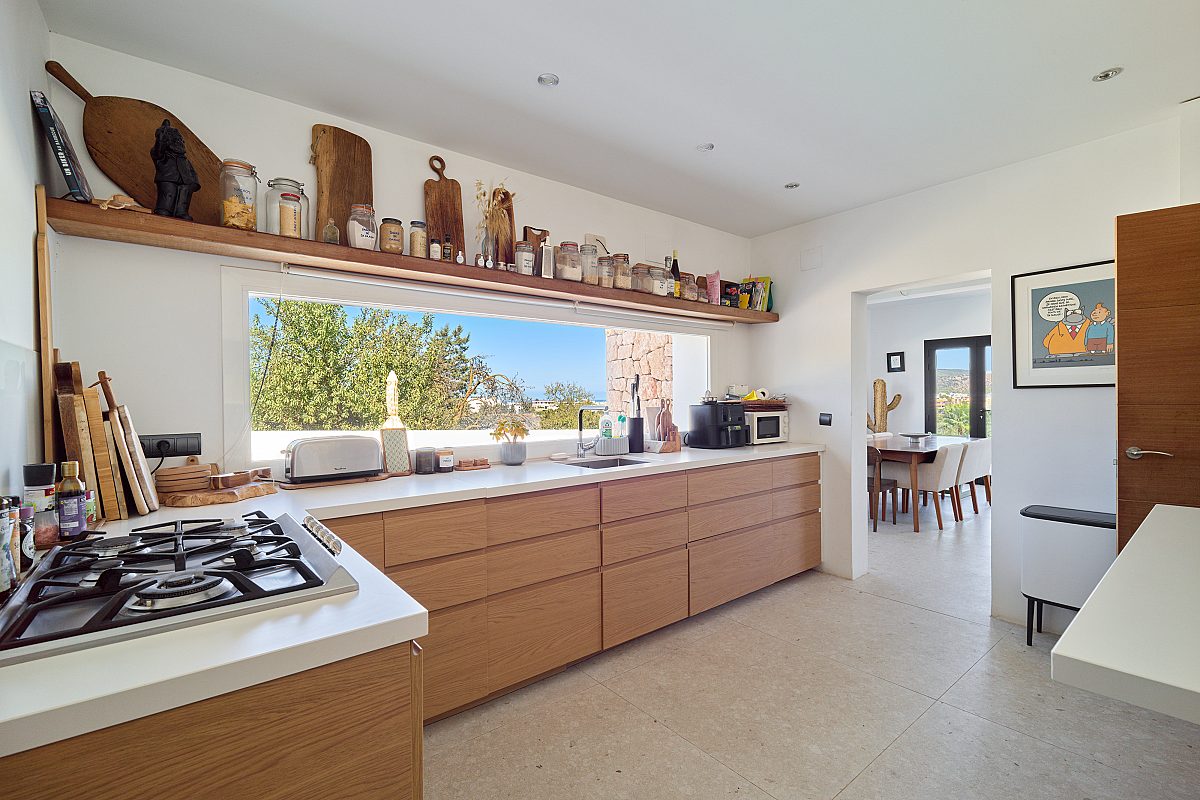Mediterranean villa with impressive rooftop terrace - 6