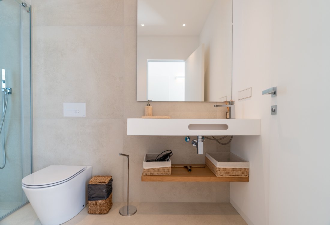 Exclusiva villa de obra nueva en primera línea de mar - 33