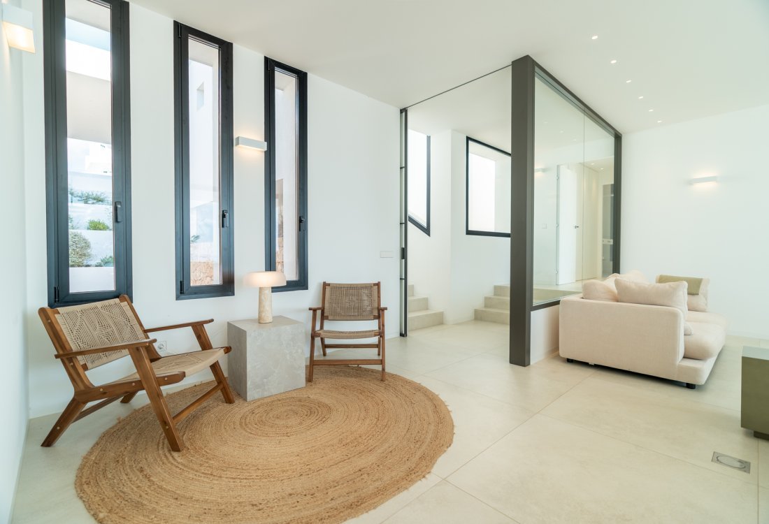 Exclusiva villa de obra nueva en primera línea de mar - 16