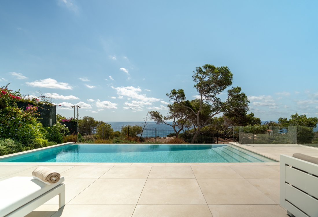 Exclusiva villa de obra nueva en primera línea de mar - 70