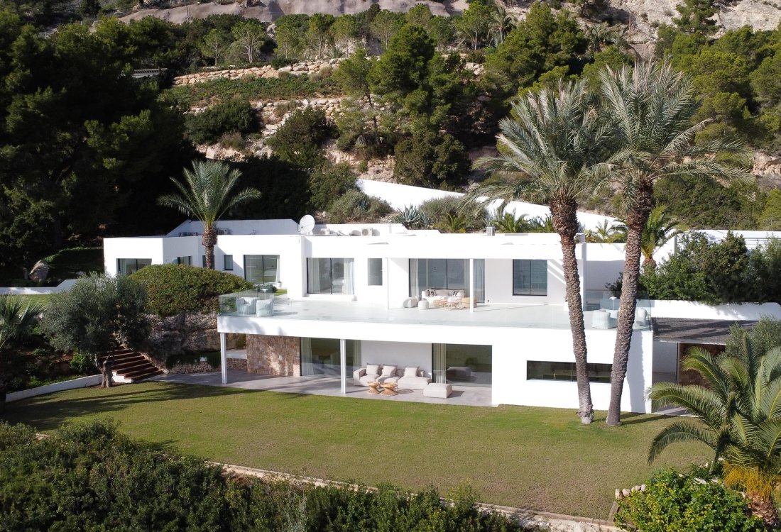 Villa renovada con licencia turística en ubicación privilegiada - 6