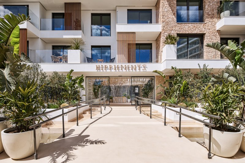 Exclusive new-build apartment near the beach - 2