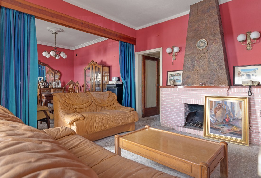 Traditional-style property with garden to renovate in the heart of Ibiza Town - 5