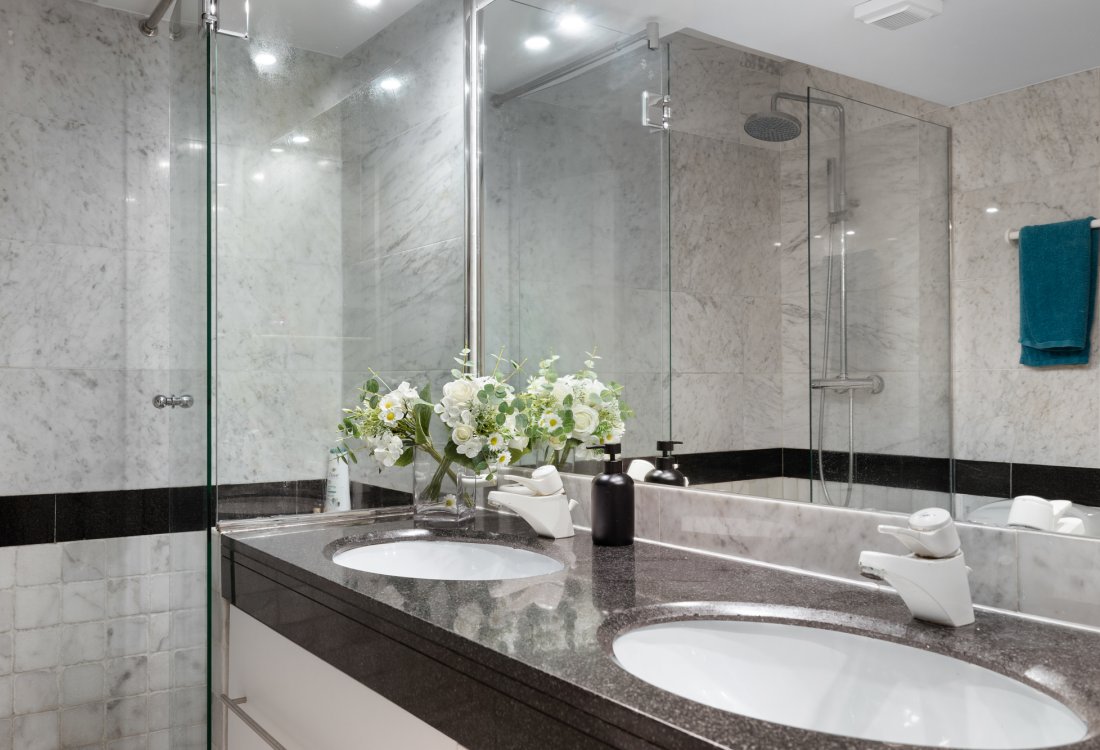 Comfortable apartment in prestigious building - 12