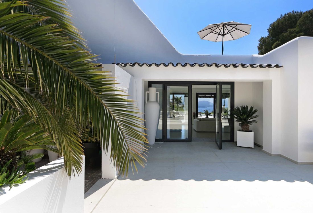 Villa excepcional con vistas a Es Vedrà y licencia turística - 7