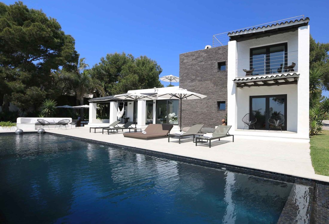 Villa excepcional con vistas a Es Vedrà y licencia turística - 3