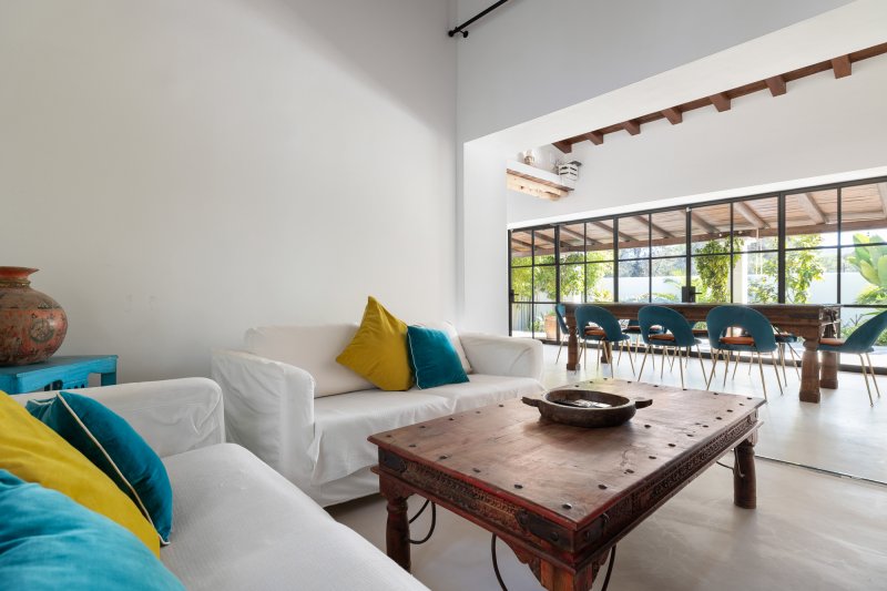 Finca renovada de alta calidad con pozo propio - 4