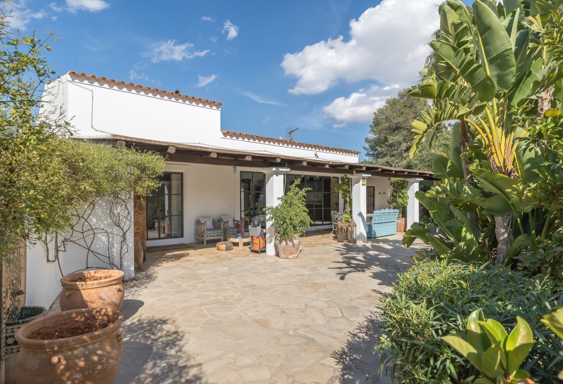 Finca renovada de alta calidad con pozo propio - 8