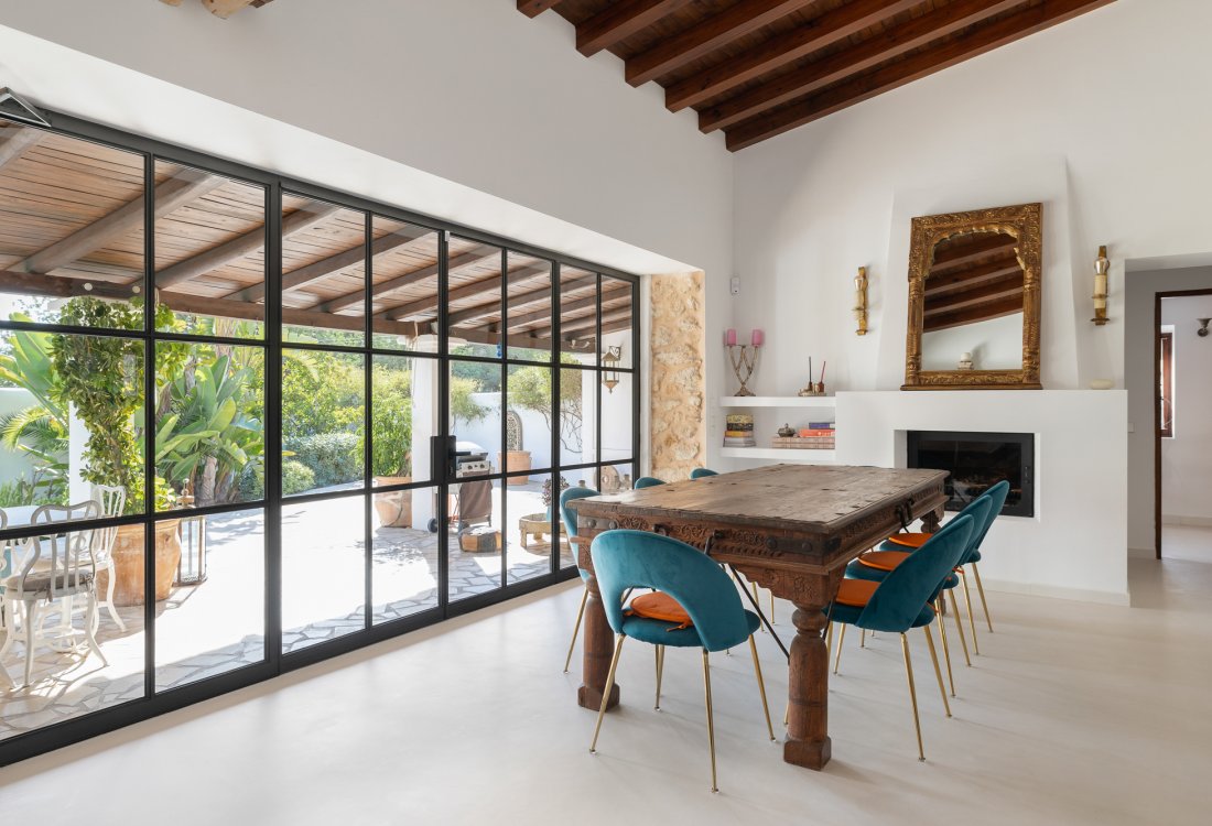 Finca renovada de alta calidad con pozo propio - 2